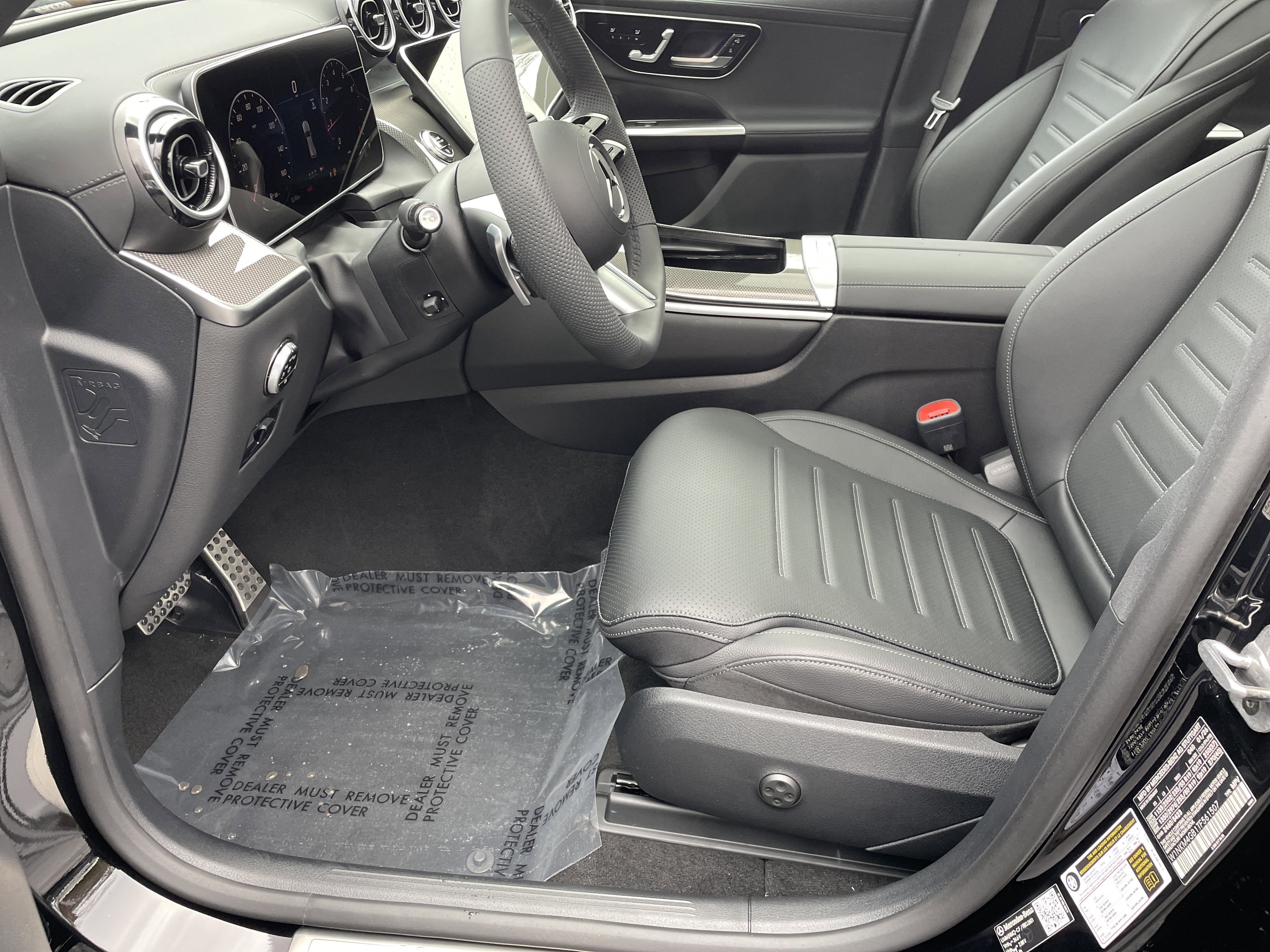 New 2026 Black Mercedes-Benz GLC 300 SUV image 20