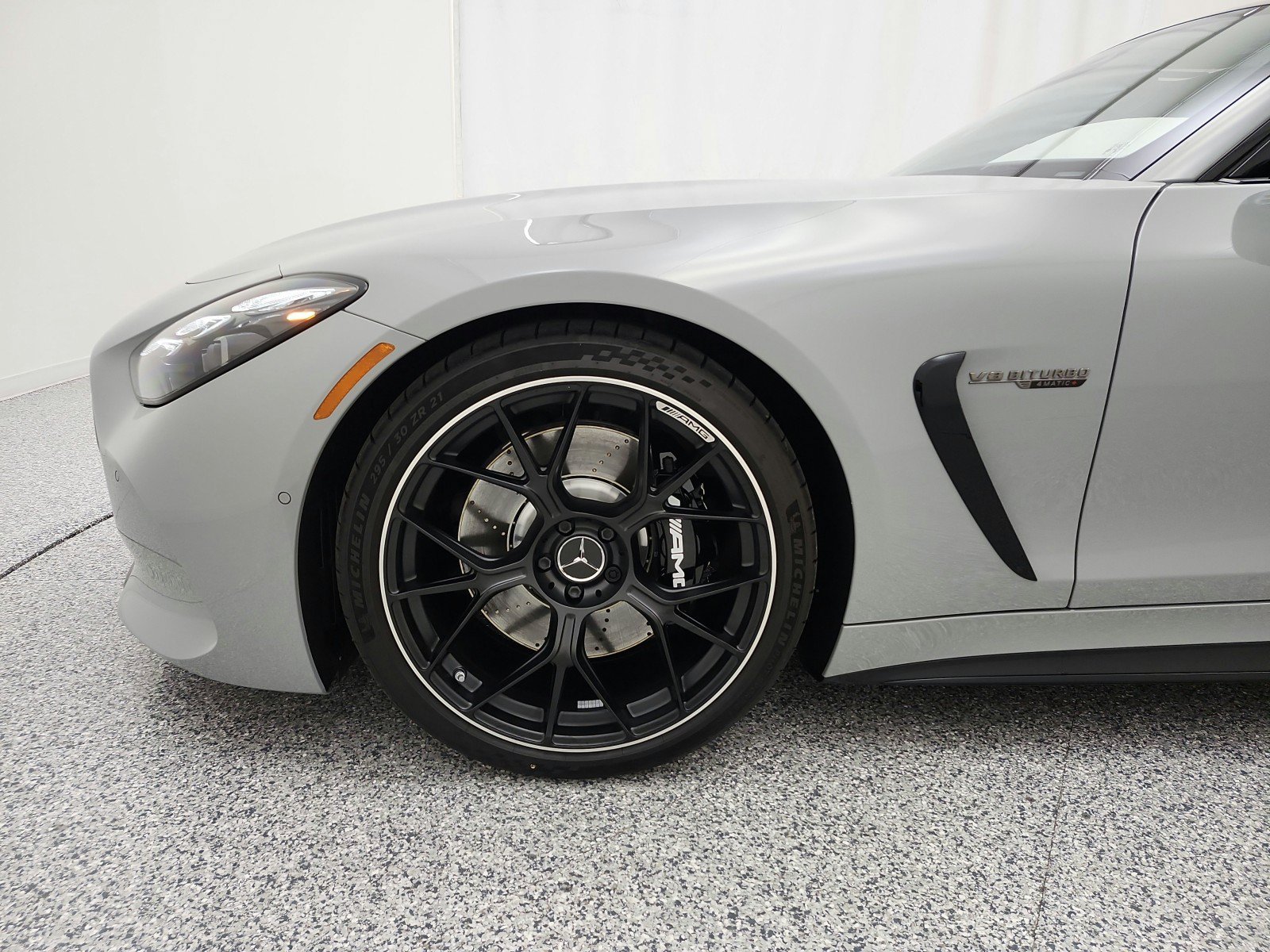 New 2026 MANUFAKTUR Alpine Grey Mercedes-Benz AMG® GT 55 Coupe image 27