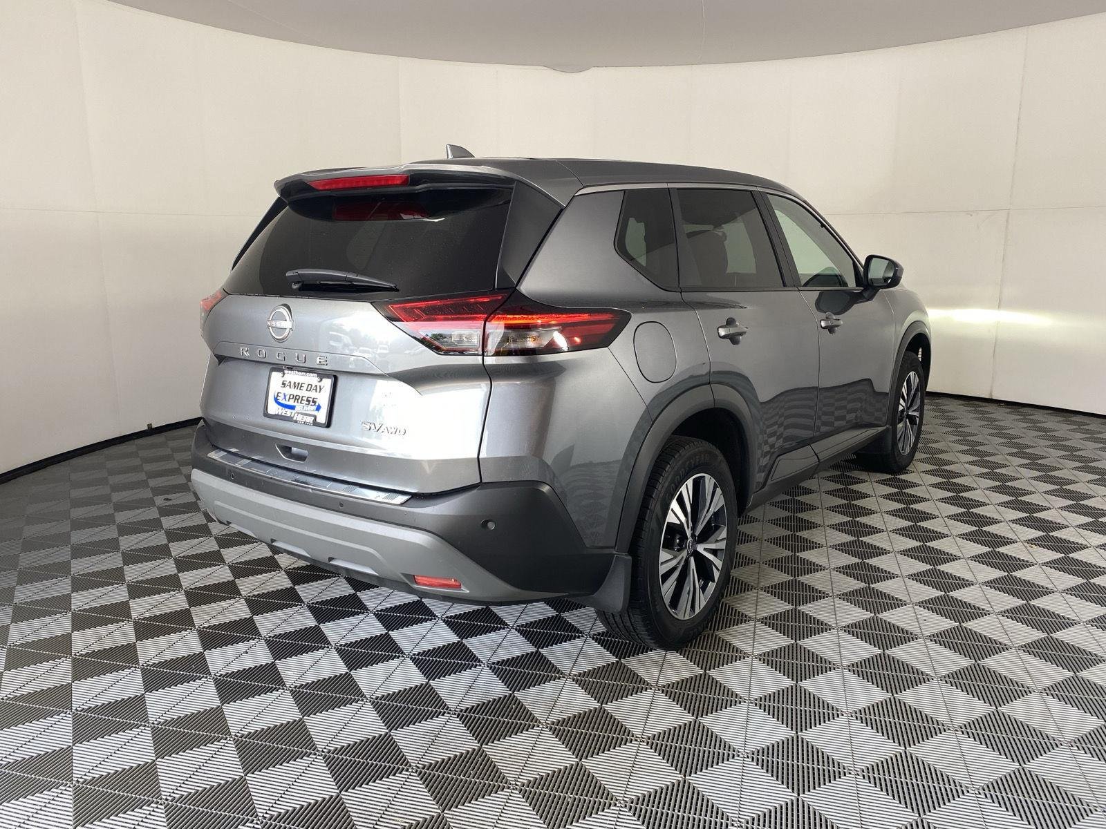 Used 2023 Gun Metallic Nissan SV image 8