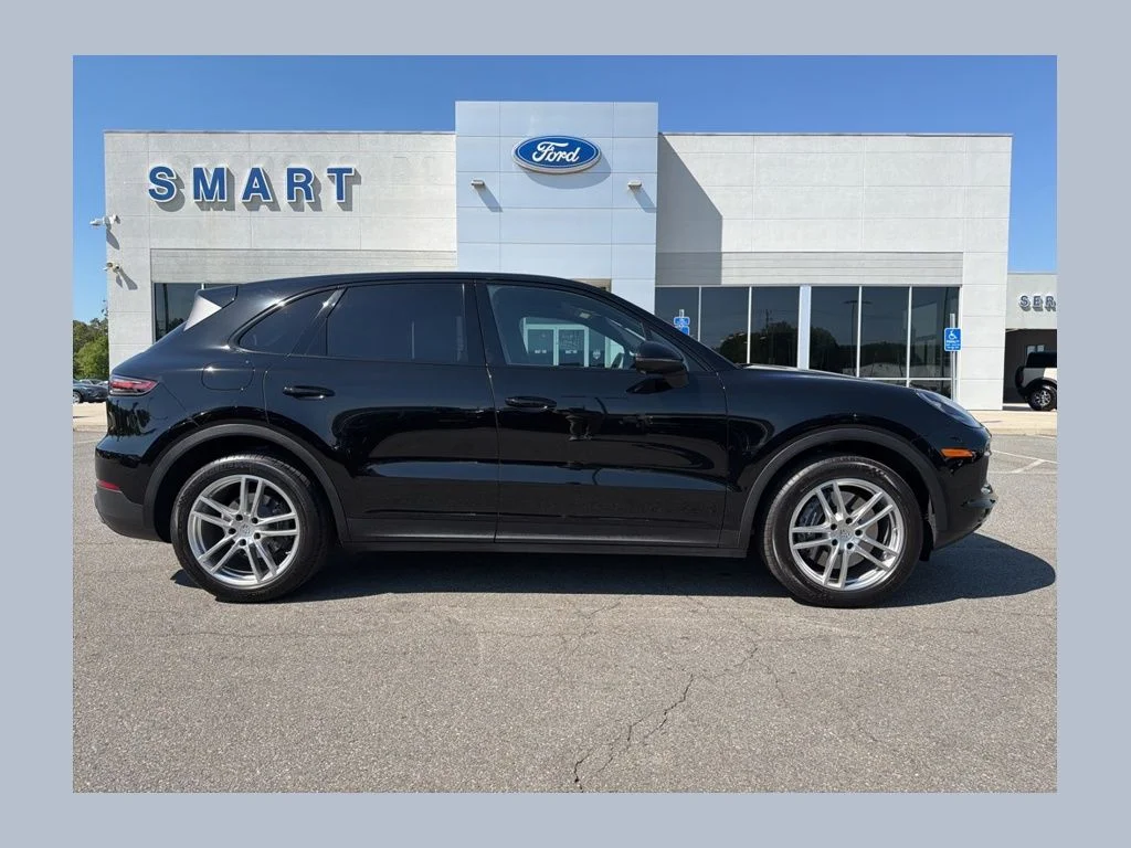 2021 Porsche Cayenne Base