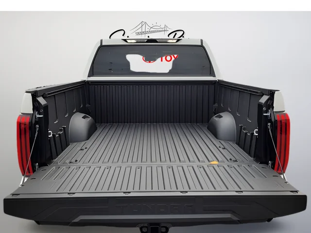 2025 Toyota Tundra SR5 - Photo 9