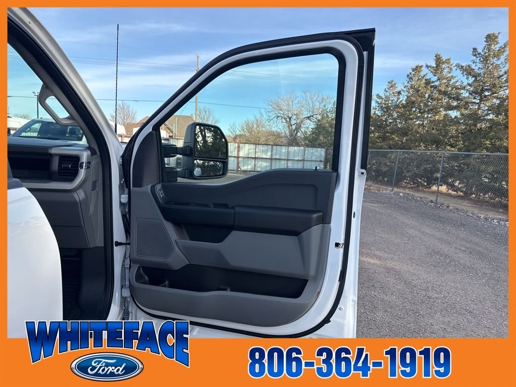 New 2026 Oxford White Ford XL image 33