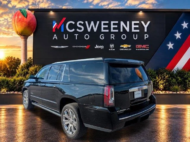 Used 2016 ONYX BLACK GMC Denali image 3