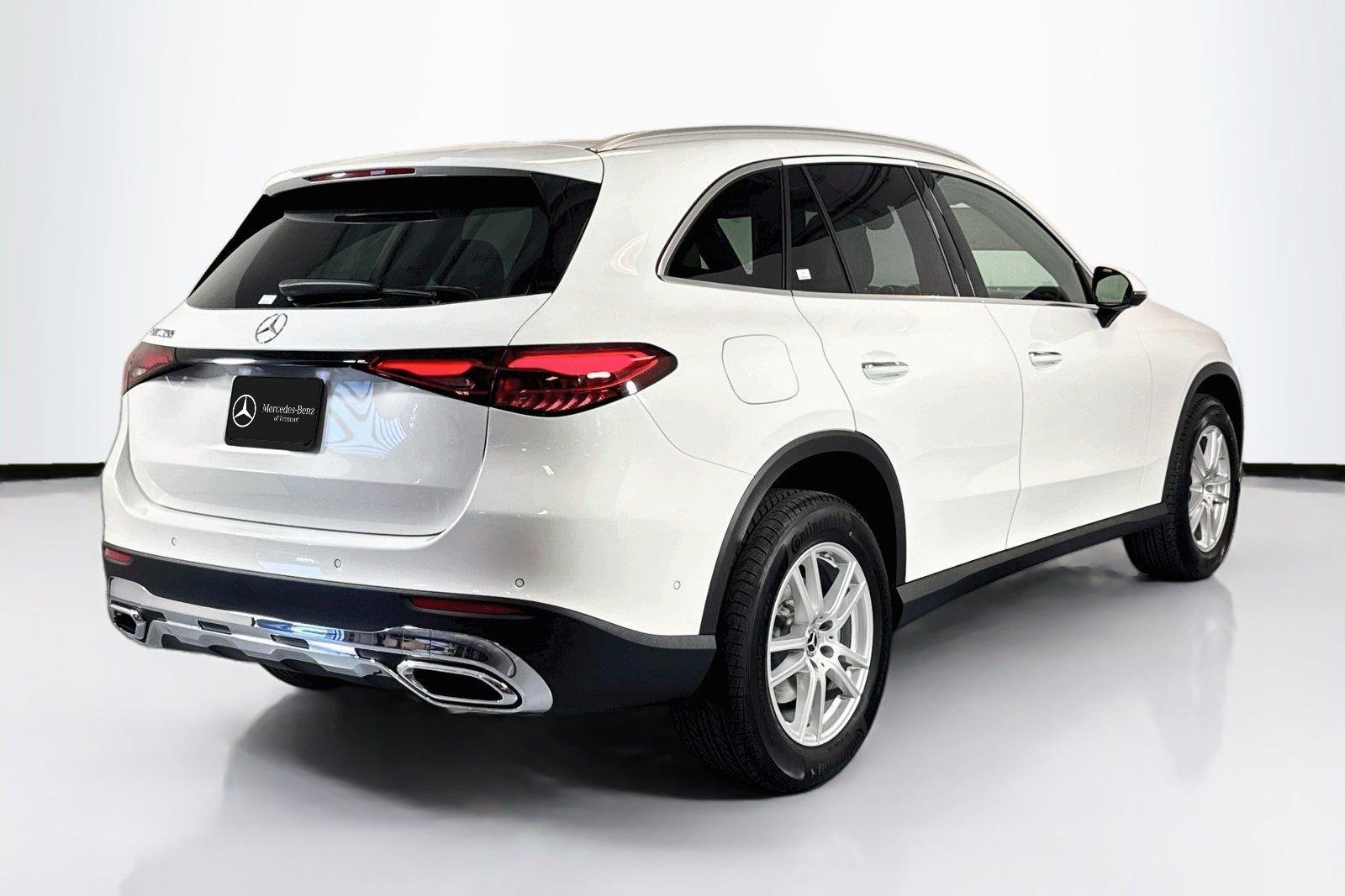 New 2026 Polar White Mercedes-Benz GLC 300 image 5