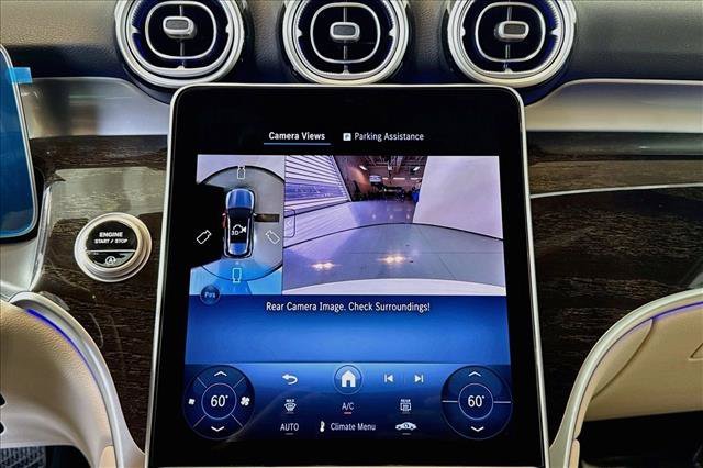New 2026 Polar White Mercedes-Benz GLC 300 image 43