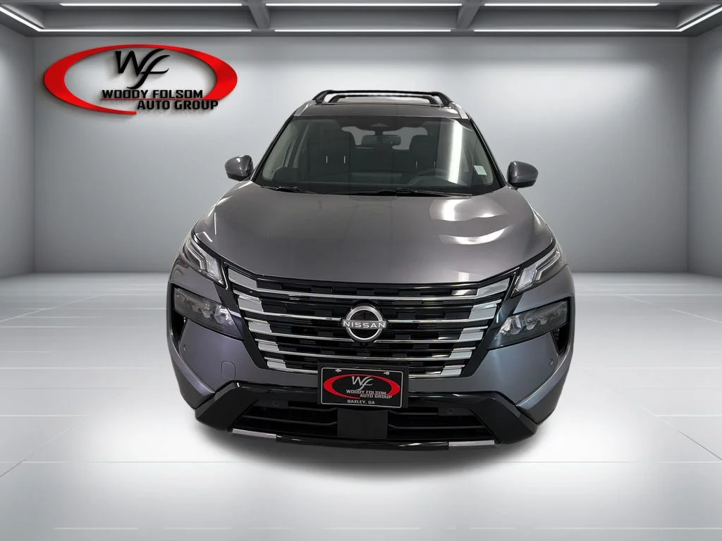 New 2026 Gun Metallic Nissan Platinum image 2