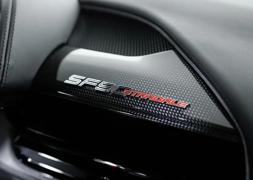 Certified Used 2022 Nero Ferrari Base image 21