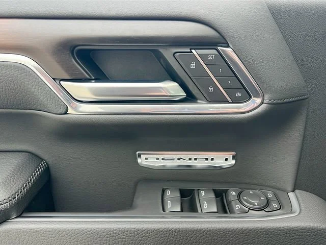 2026 GMC Sierra 1500 Denali - Photo 13