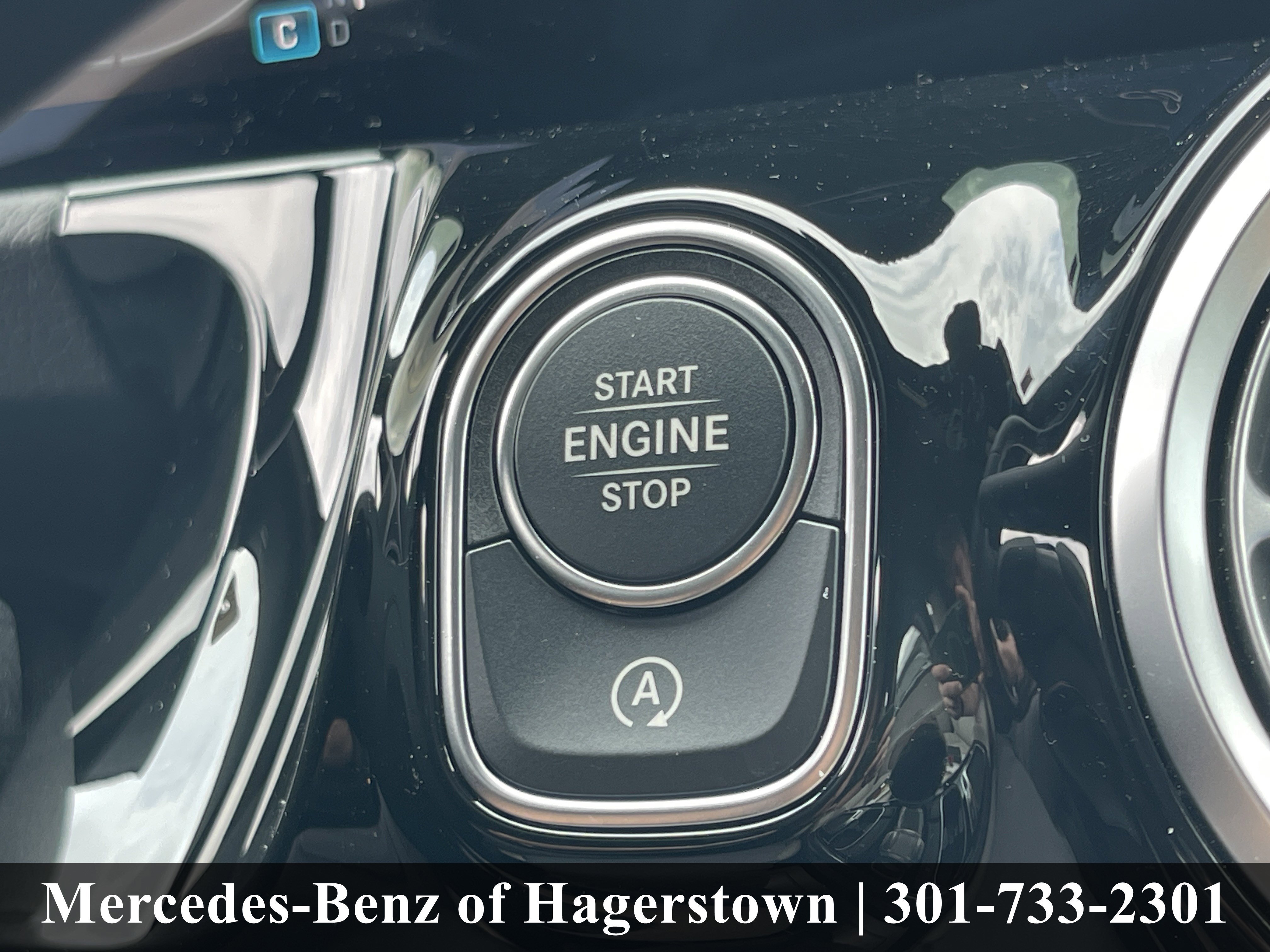 Certified Used 2026 MANUFAKTUR Patagonia Red Metallic Mercedes-Benz GLA 250 4MATIC® SUV image 16
