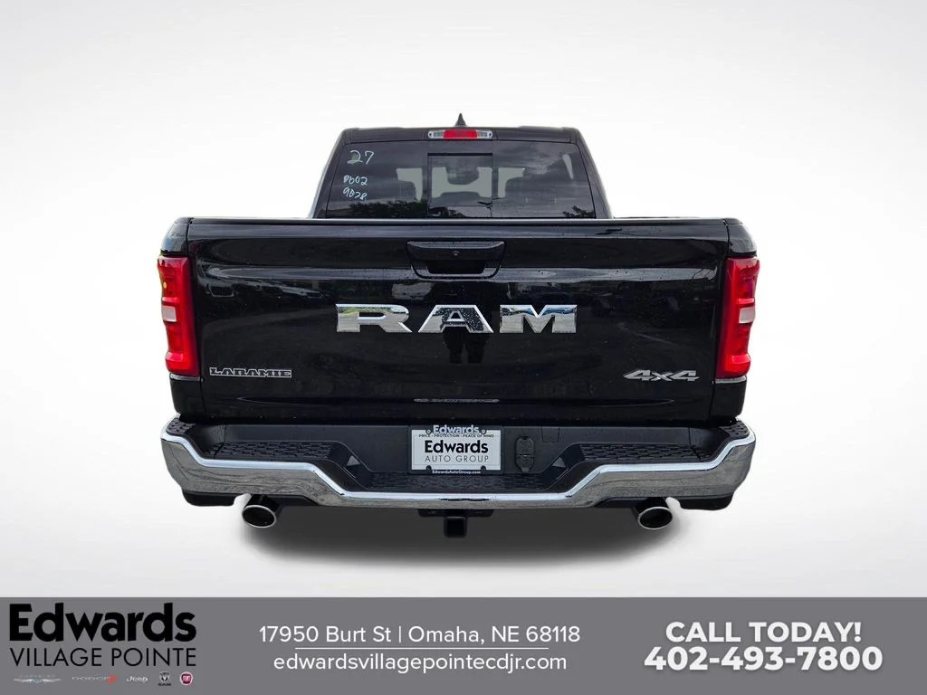 New 2026 Diamond Black Crystal Pearl-Coat Exterior Paint RAM Laramie image 4