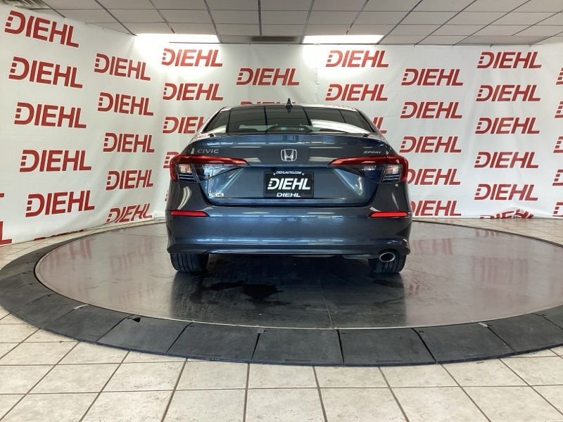 Used 2024  Honda Sport image 6