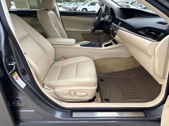 Used 2014 Nebula Gray Pearl Lexus 350 image 14
