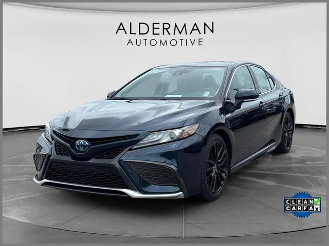 2021 Toyota Camry Hybrid XSE