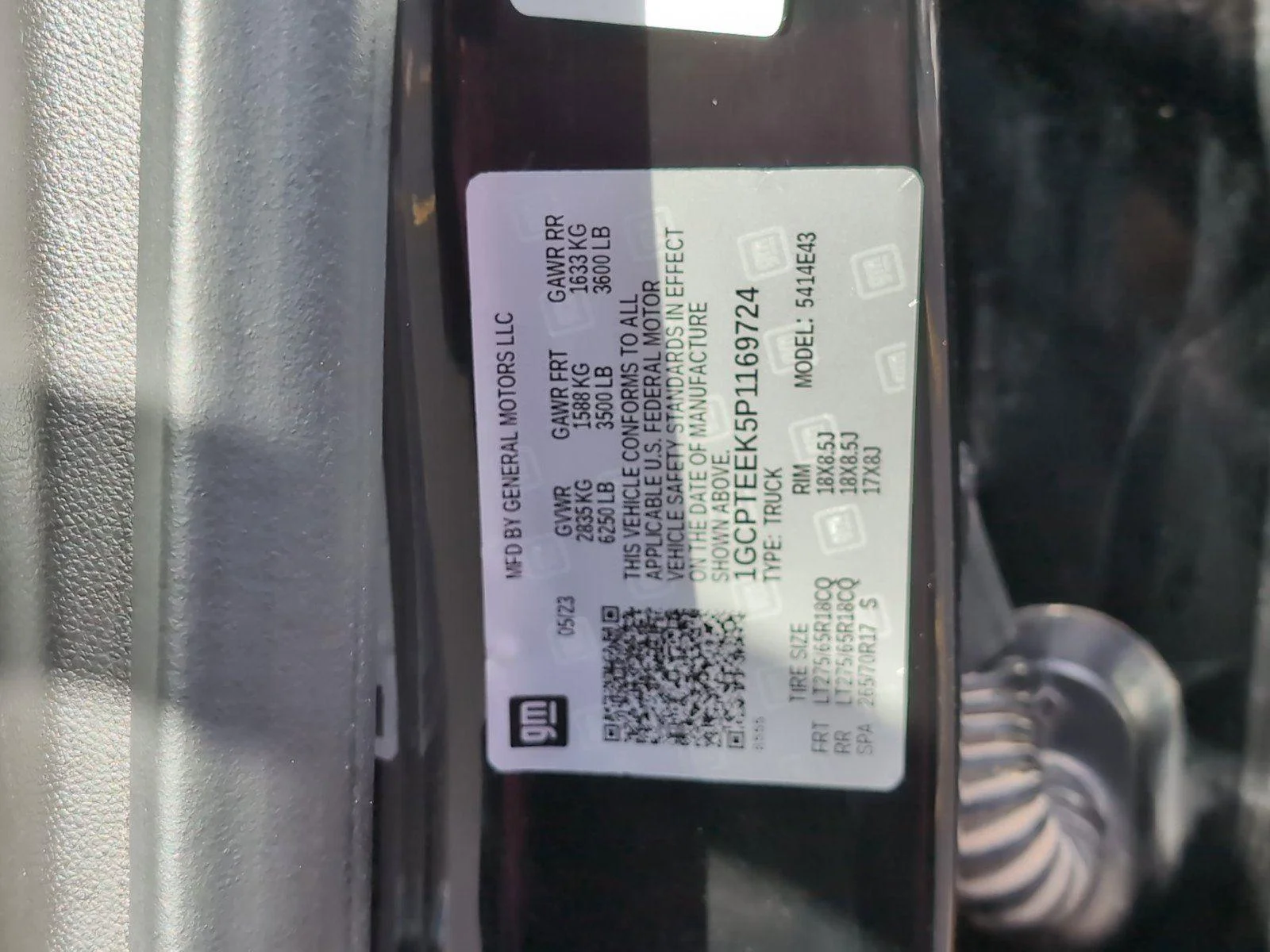 Used 2023 Black Chevrolet Trail Boss image 10