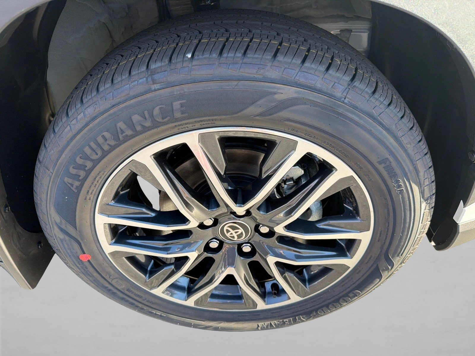 New 2026 Wind Chill Pearl Toyota XLE image 12