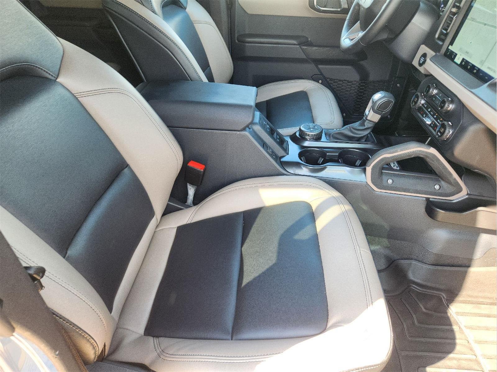 Used 2024 Azure Gray Metallic Tri-Coat Ford Big Bend image 13