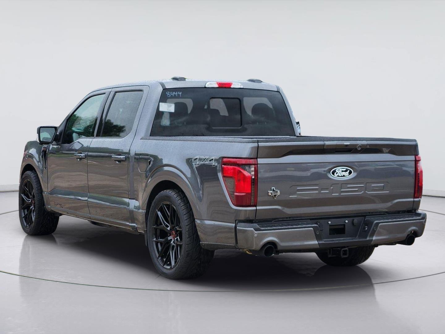 New 2026 Carbonized Gray Metallic Ford XLT image 3