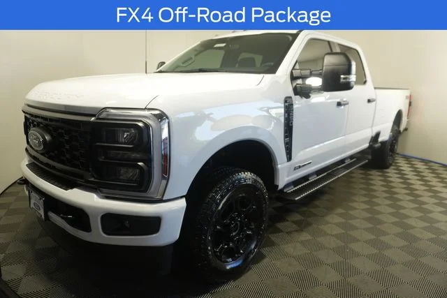 New 2026 Oxford White Ford F-250® XL image 4