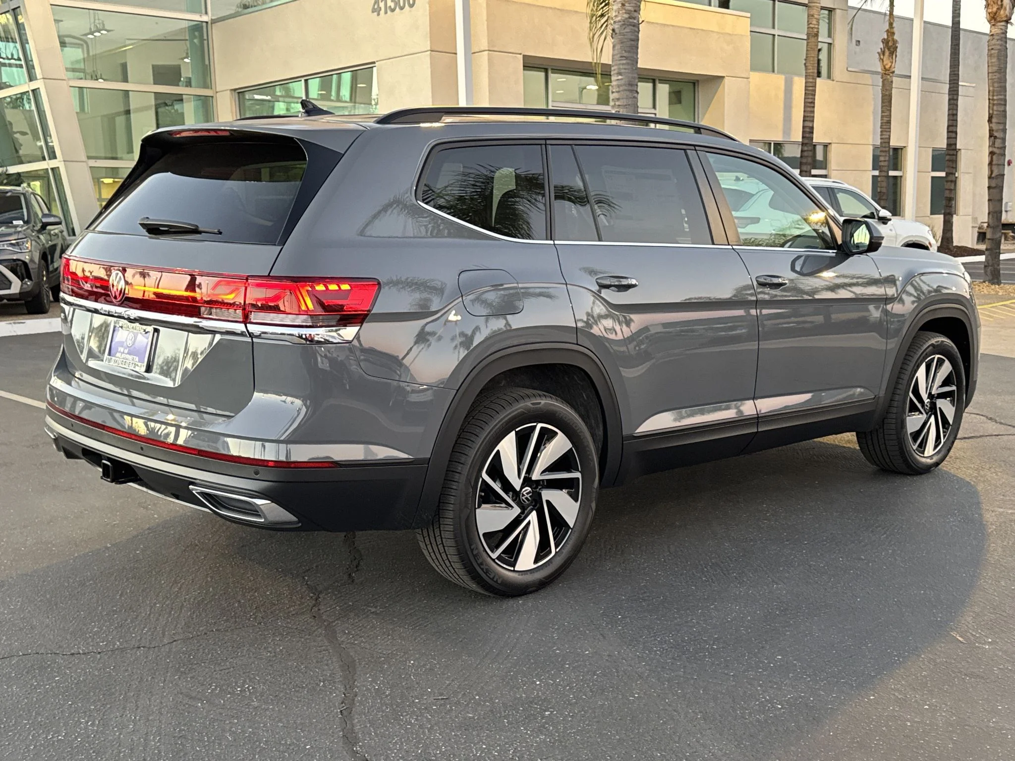 New 2026 PURE GRAY Volkswagen 2.0T SE w/Technology image 8