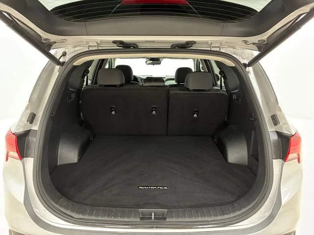 Used 2023 Silver Hyundai SEL image 17