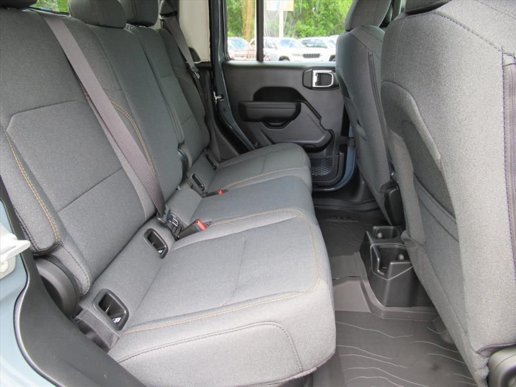New 2026 Anvil Clear-Coat Exterior Paint Jeep Sport S image 28