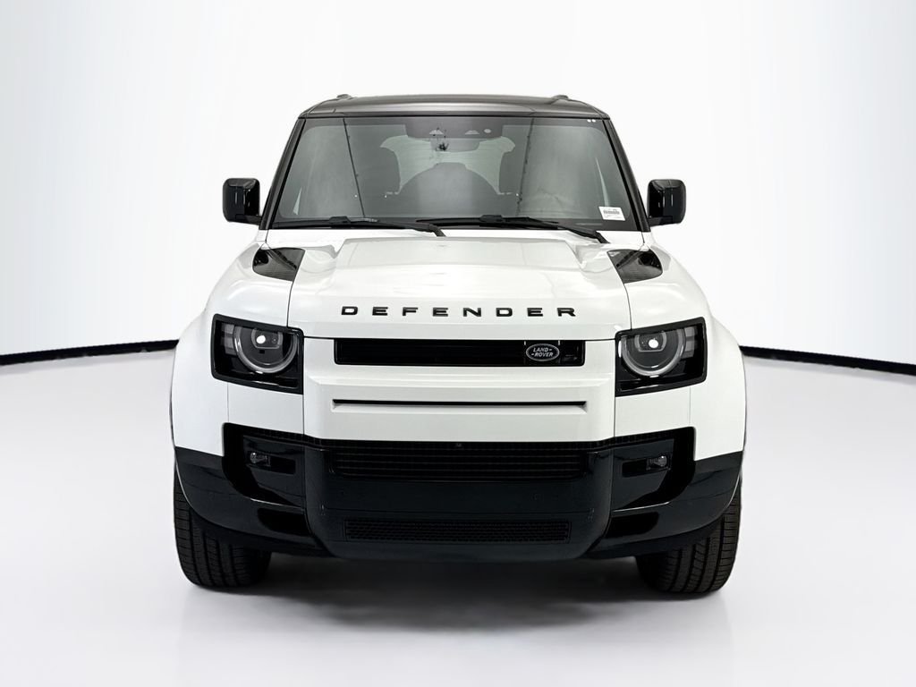 New 2026 Fuji White LAND ROVER X-Dynamic SE image 2
