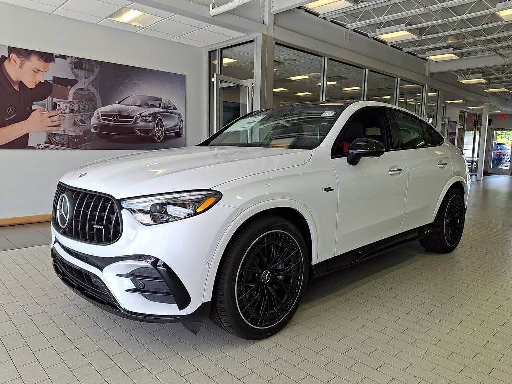New 2026 MANUFAKTUR Moonlight White Metallic Mercedes-Benz GLC 43 AMG® image 31