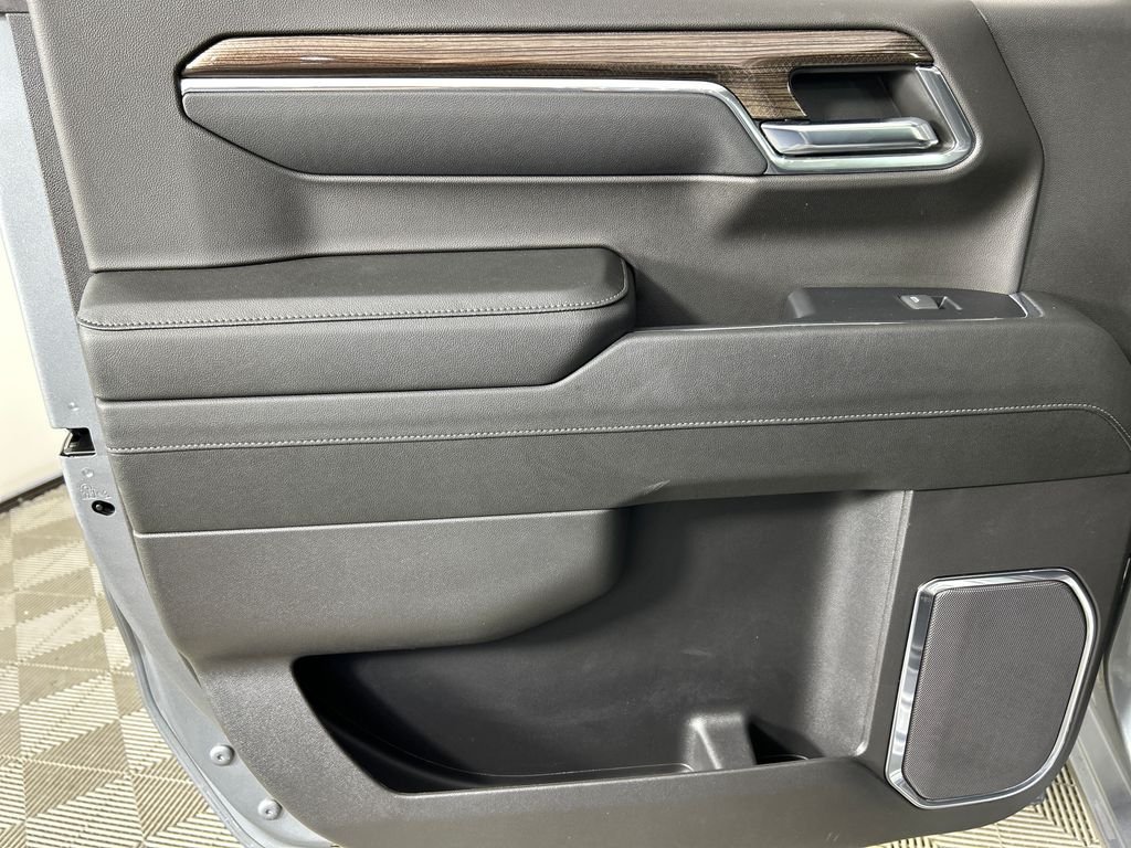 Used 2024 Gray Chevrolet RST image 18