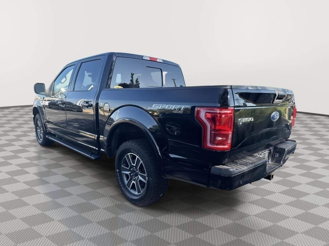Used 2017 Shadow Black Ford XLT image 3