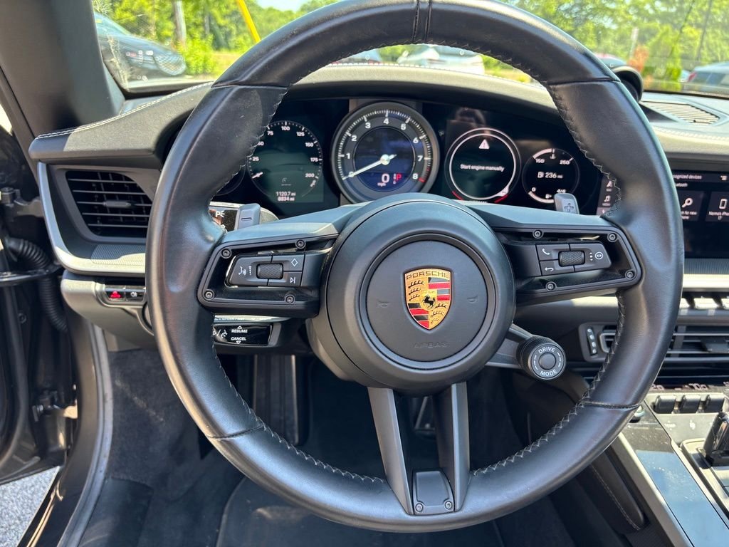Used 2021  Porsche Carrera 4S image 19