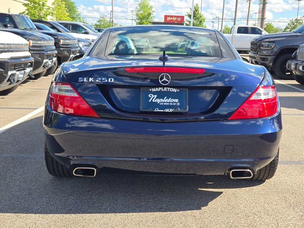 Used 2012 Blue Mercedes-Benz SLK 250 image 11