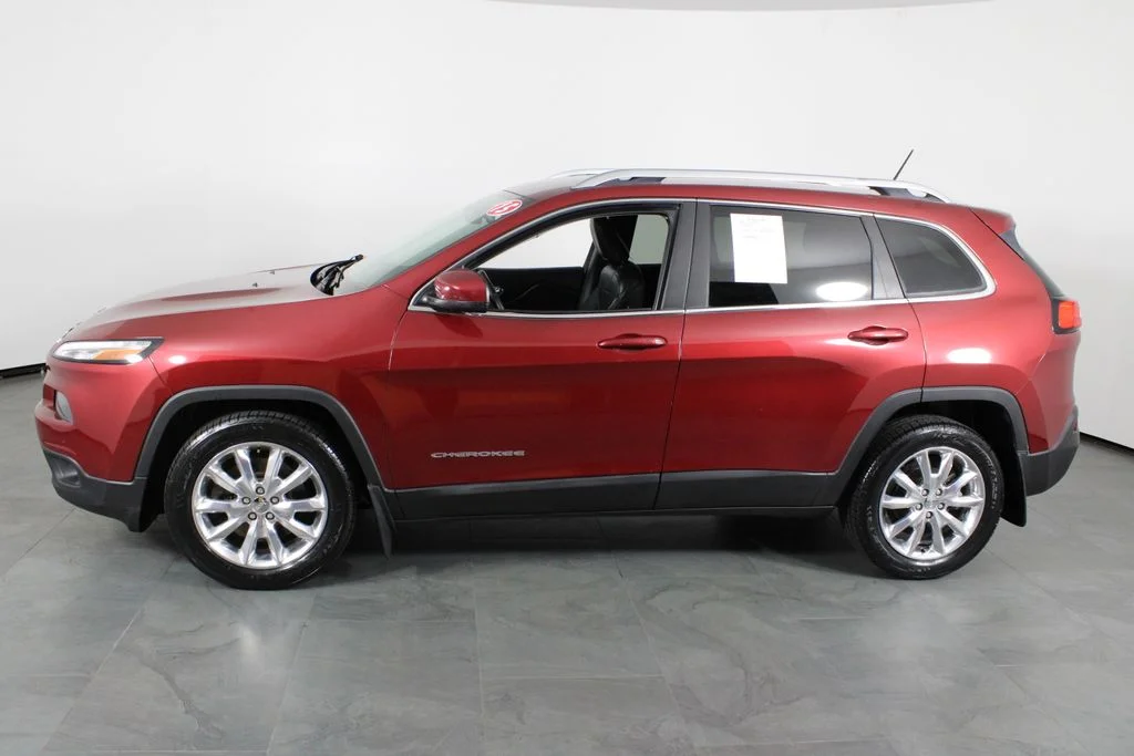Used 2015 Red Jeep Limited image 11