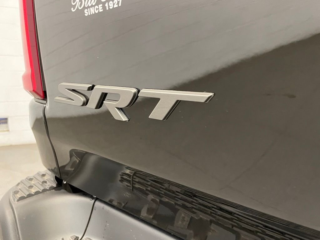 New 2027 Diamond Black Crystal Pearl-Coat Exterior Paint RAM TRX image 9