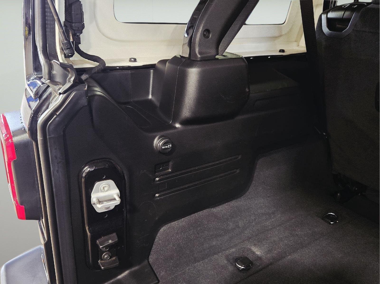 Used 2026 Black Clearcoat Jeep Rubicon image 39