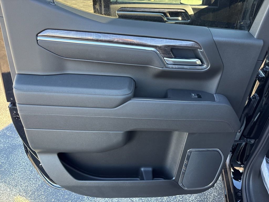 2026 Chevrolet Silverado 1500 LTZ - Photo 26