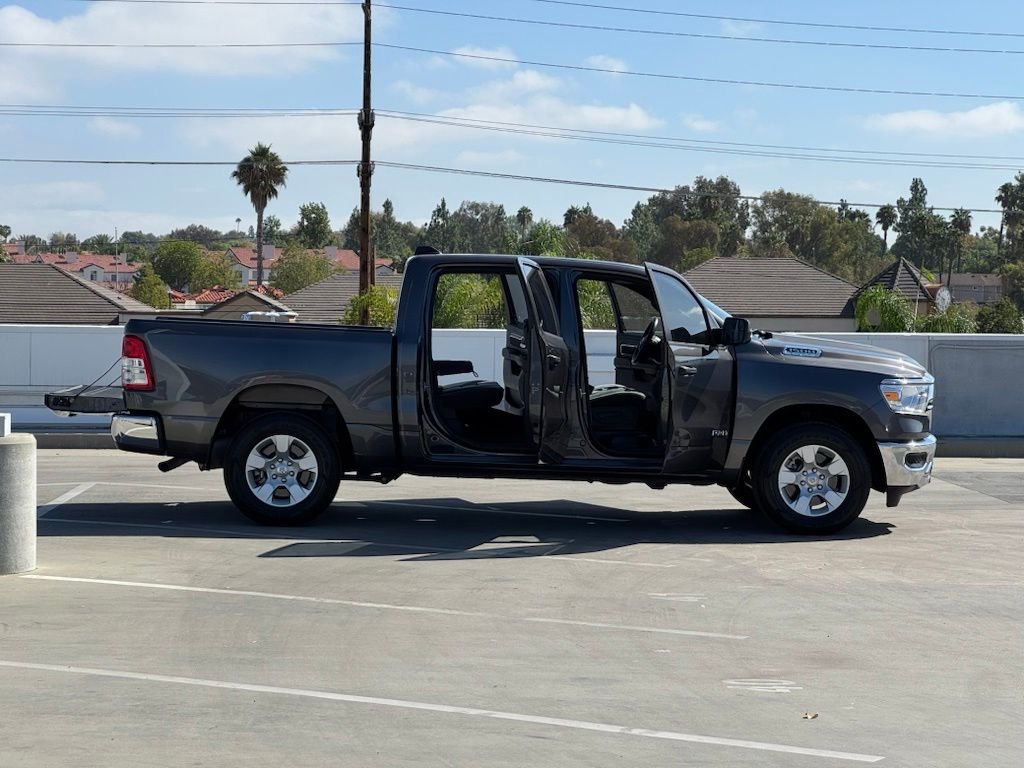 Used 2024 Crystal Metallic Ram Big Horn/Lone Star image 28