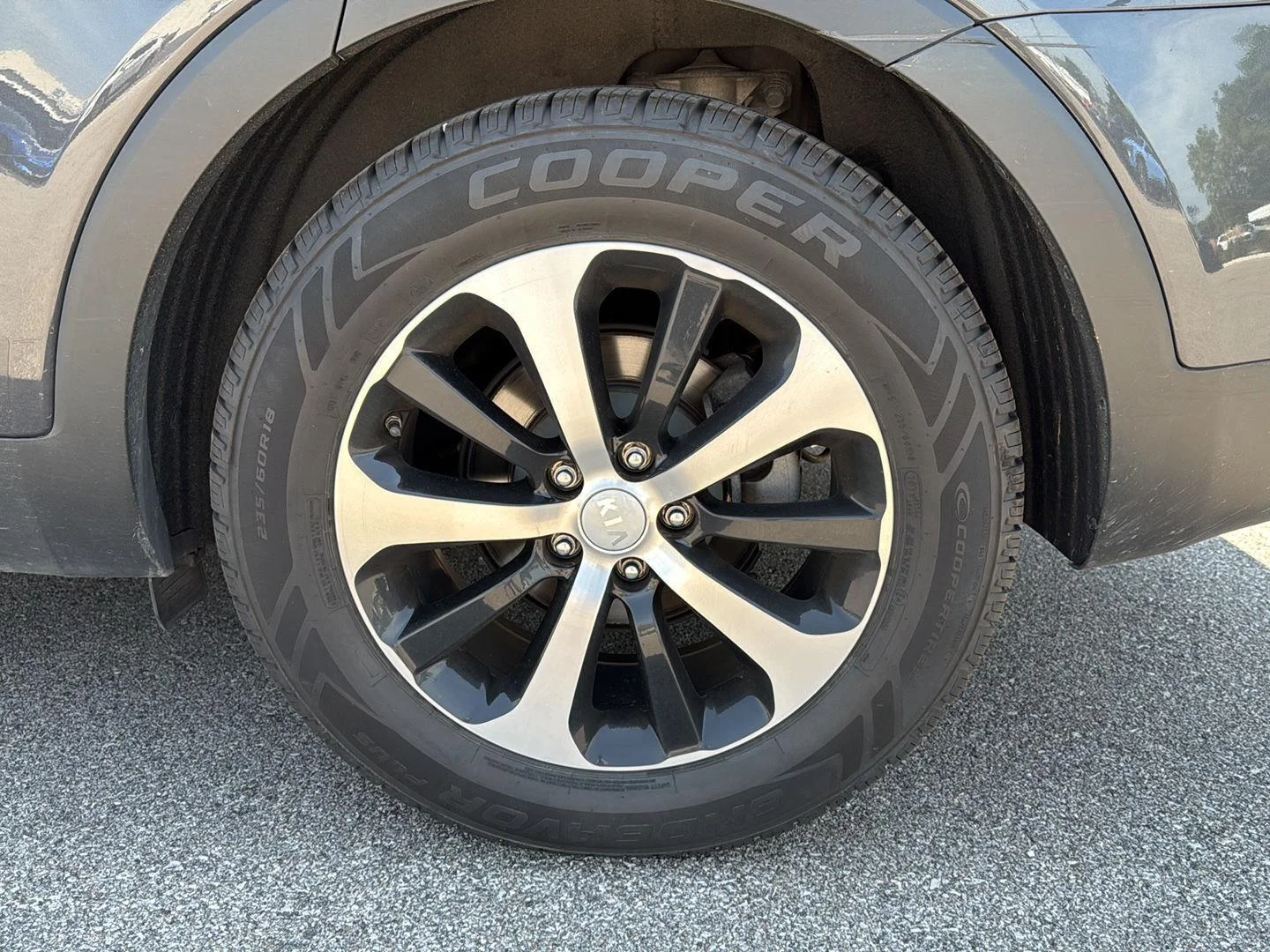 Used 2018 Platinum Graphite Kia EX V6 image 13
