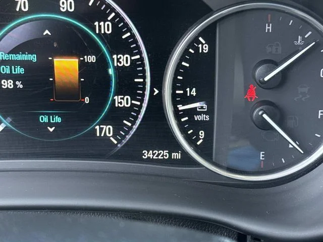 Used 2018 Red Buick Premium II image 40