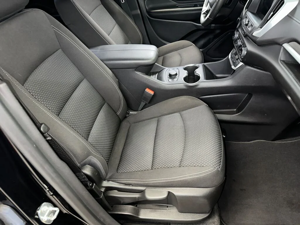 2023 GMC Terrain SLE - Photo 30