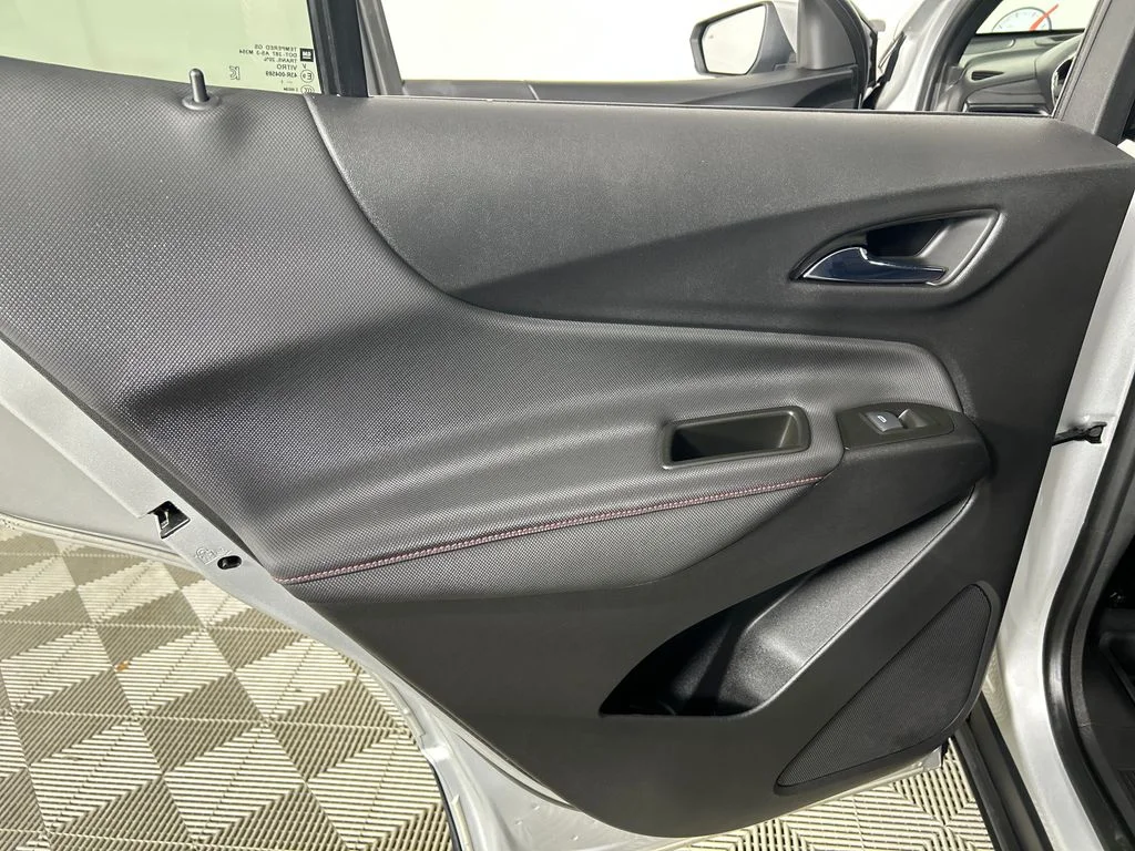 Used 2022 Silver Chevrolet RS image 16