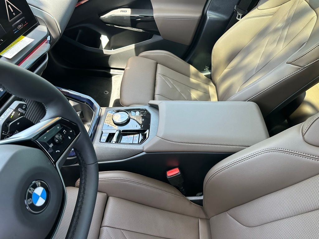 New 2026 Arctic Race Blue metallic BMW 30 xDrive image 20