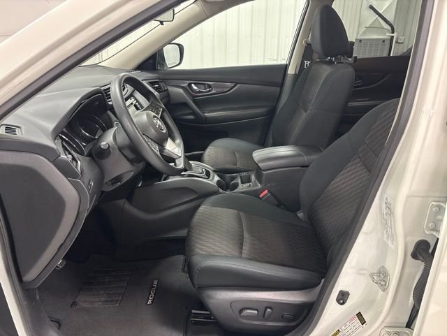 2018 Nissan Rogue SV - Photo 6