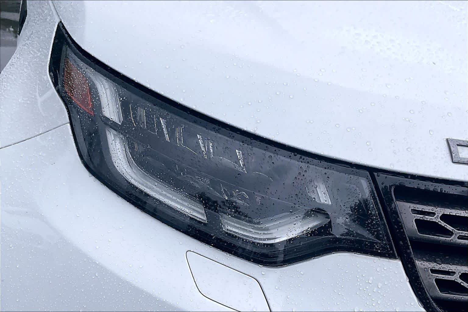 Used 2019 Fuji White Land Rover SE image 28