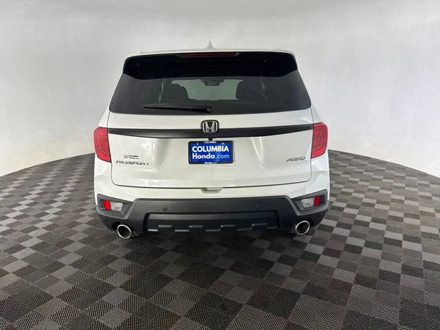 Used 2023 White Honda EX-L image 7