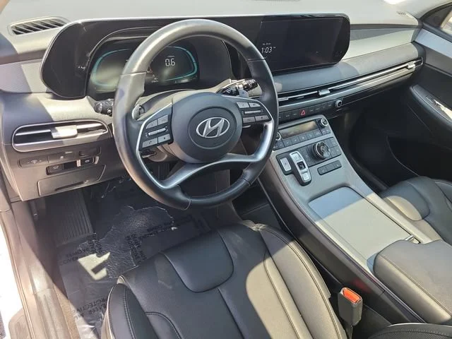 Used 2024 White Hyundai XRT image 18