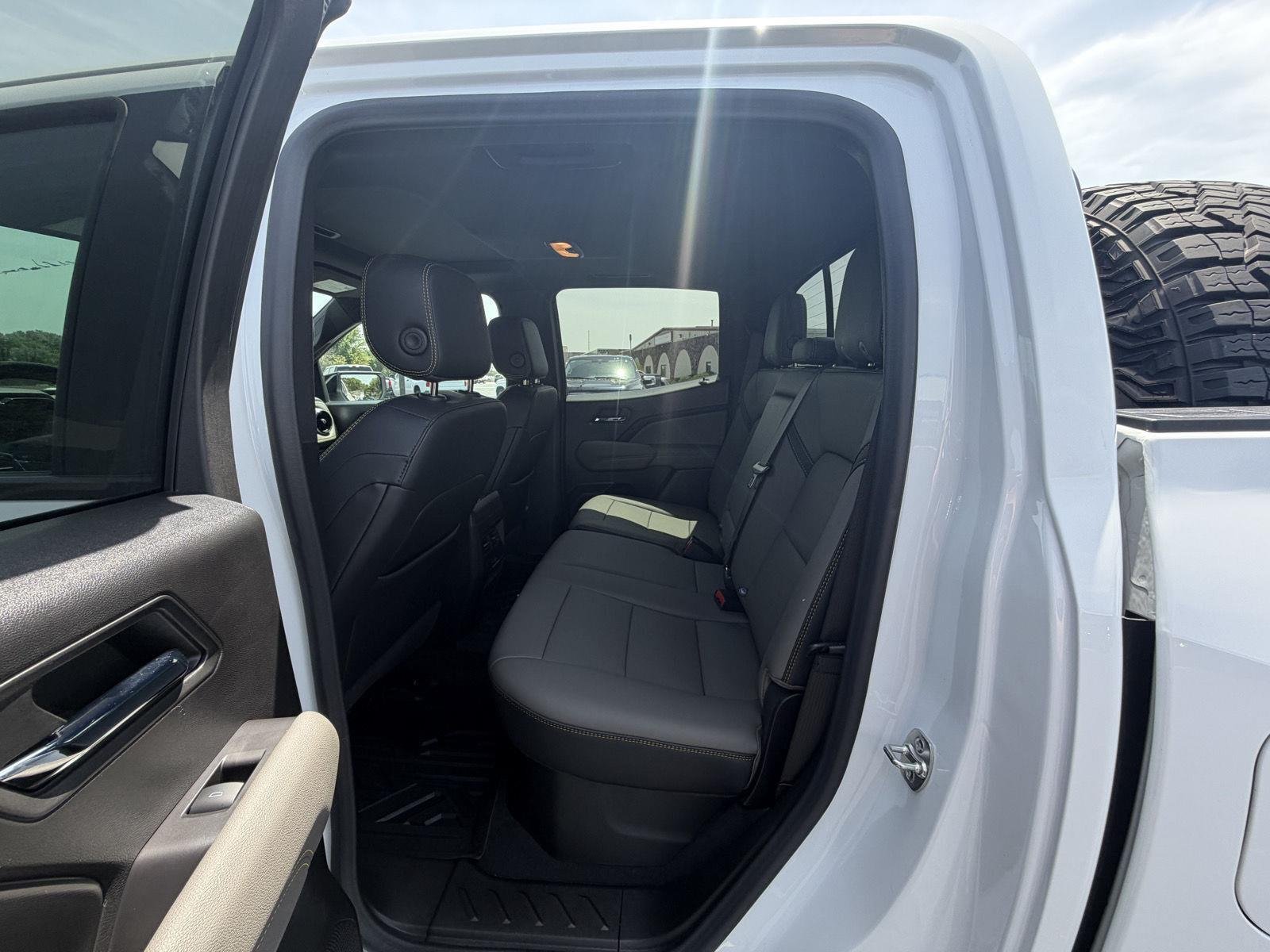 Used 2024 Summit White Chevrolet ZR2 image 17