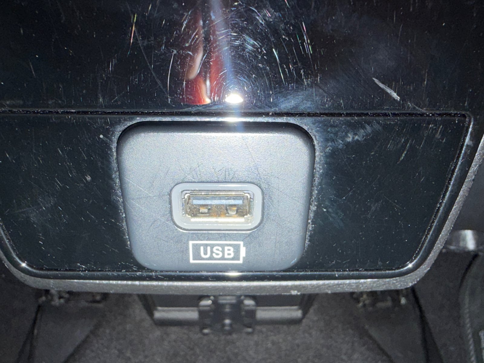 Used 2024 Bright White Clearcoat Jeep Limited image 36