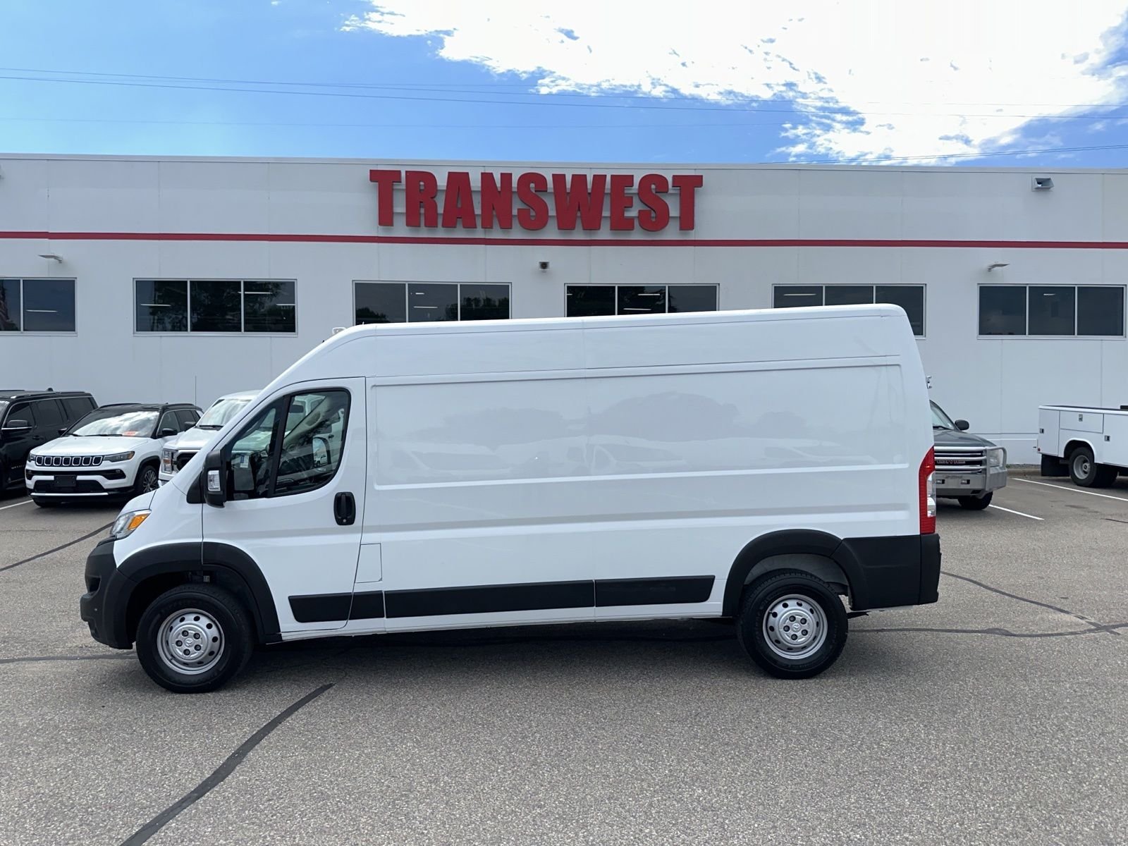 Used 2023 RAM ProMaster Cargo Van Base with VIN 3C6LRVDG0PE606026 for sale in Minneapolis, Minnesota