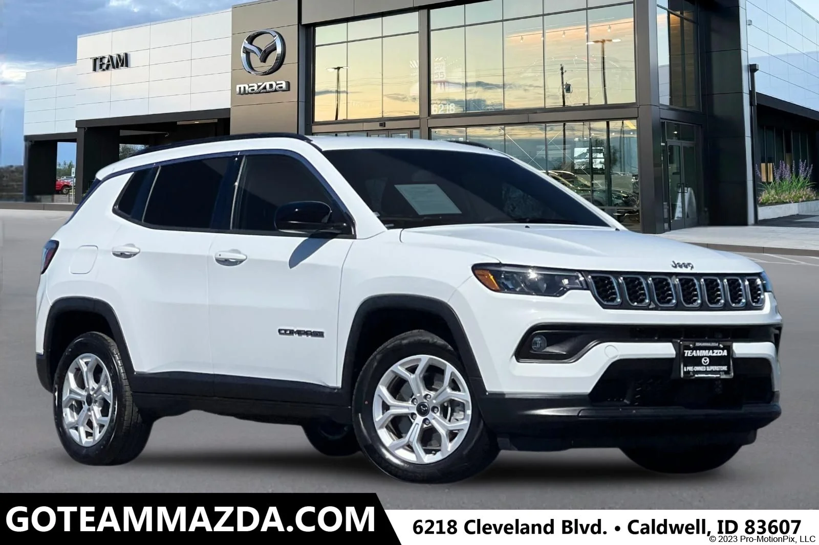 2025 Jeep Compass Latitude 4X4's photo