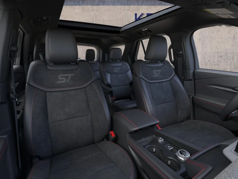 2026 Ford Explorer ST - Photo 33